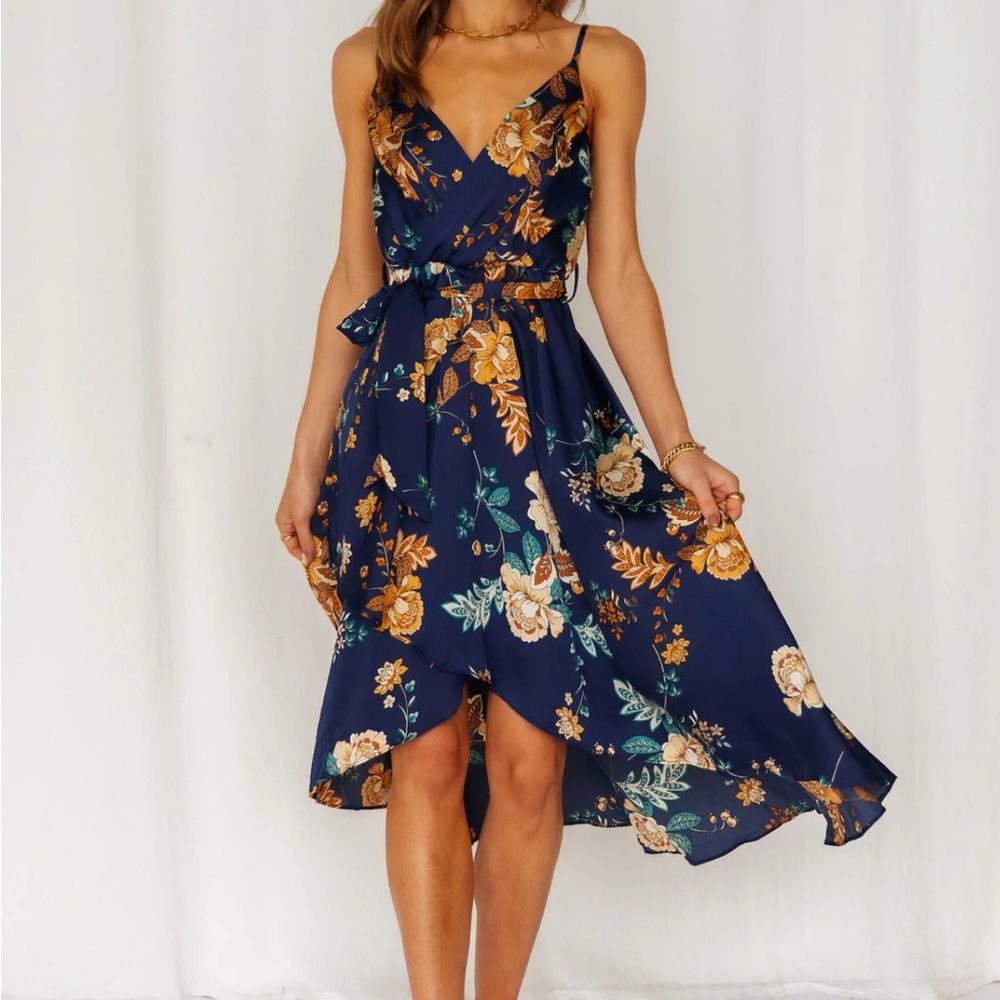 Hello Molly Falling in Style midi dress in navy